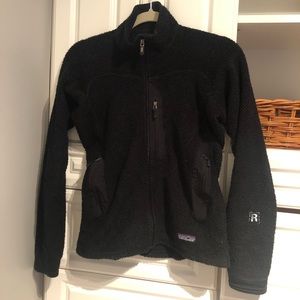 Patagonia Woman’s Zip up jacket - black size small